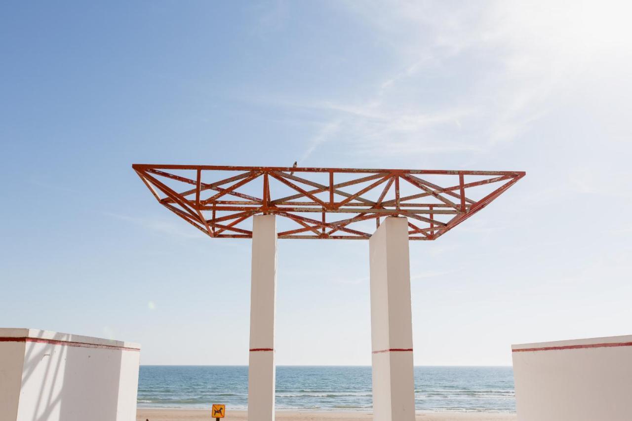 Apartamento Malibu Cadiz playa Bagian luar foto